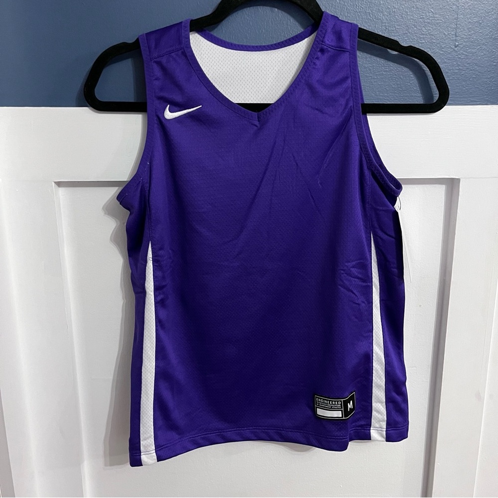 Nike Youth Basketball Jersey Size Medium Purple/White Reversible NWT